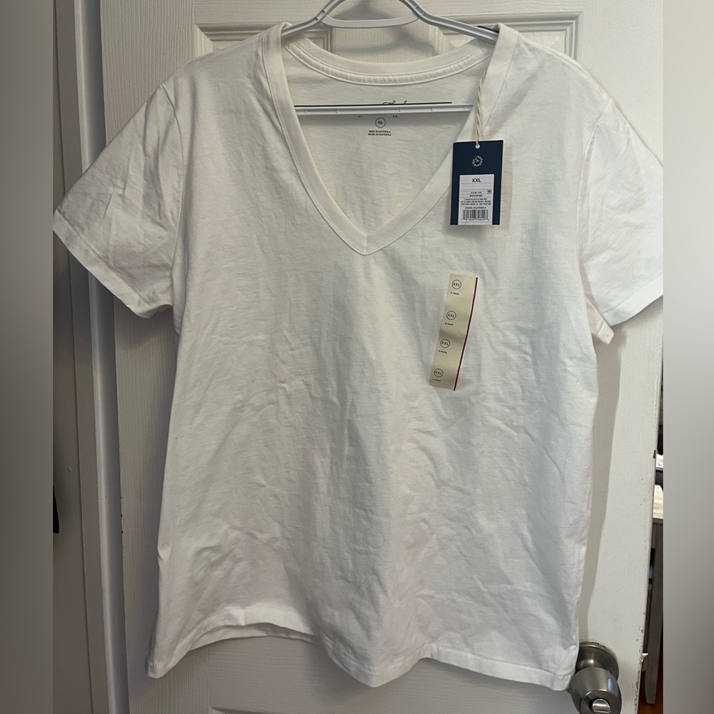 Vneck tshirt size XXL